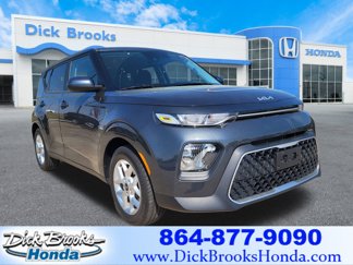 Used 2022 Kia Soul LX w/ Technology Package image 1
