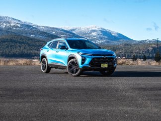 New 2025 Chevrolet Trax ACTIV w/ Driver Confidence Package image 1