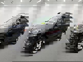 Used 2021 Toyota RAV4 XLE image 1