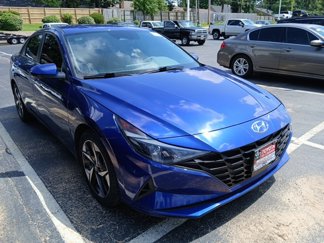 Used 2023 Hyundai Elantra SEL w/ Convenience Package image 1
