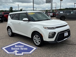 Used 2022 Kia Soul LX image 1
