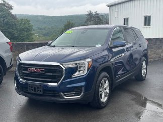 Used 2022 GMC Terrain SLE w/ LPO, Floor Liner Package image 1