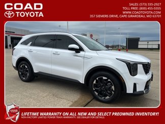 Used 2024 Kia Sorento S image 1