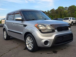 Used 2013 Kia Soul + image 1