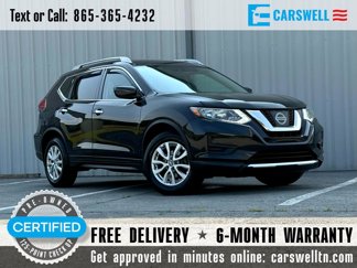Used 2017 Nissan Rogue SV image 1