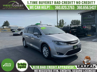 Used 2017 Chrysler Pacifica Touring-L image 1