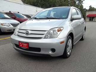 Used 2005 Scion xA image 1