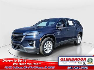 Used 2023 Chevrolet Traverse LS image 1