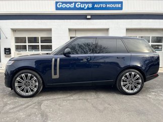 Used 2023 Land Rover Range Rover SE image 1