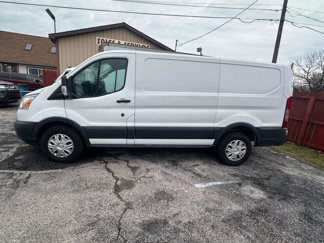 Used 2018 Ford Transit 250 130 Low Roof image 1