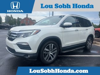 Used 2016 Honda Pilot Touring image 1