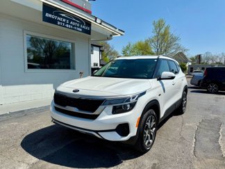 Used 2021 Kia Seltos EX image 1