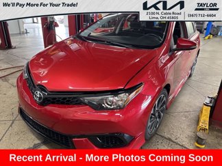 Used 2018 Toyota Corolla iM image 1