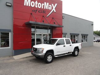 Used 2005 GMC Canyon SLE image 1