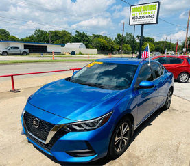 Used 2023 Nissan Sentra SV image 1