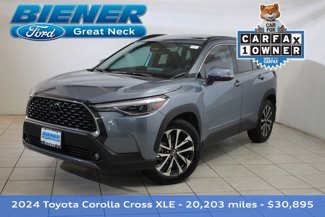 Used 2024 Toyota Corolla Cross XLE image 1