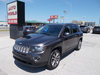 Used 2017 Jeep Compass High Altitude image 1