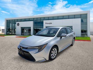Used 2023 Toyota Corolla LE image 1