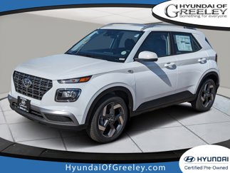 Used 2024 Hyundai Venue SEL image 1