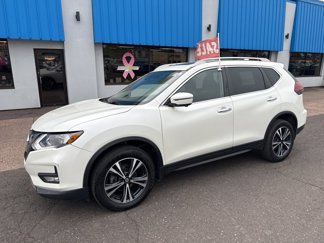 Used 2020 Nissan Rogue SV image 1