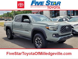 Used 2022 Toyota Tacoma TRD Off-Road image 1