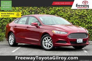 Used 2014 Ford Fusion SE image 1
