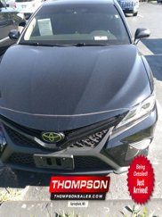 Used 2020 Toyota Camry SE image 1