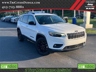 Used 2023 Jeep Cherokee Altitude Lux image 1