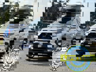 Used 2020 Toyota RAV4 LE image 1