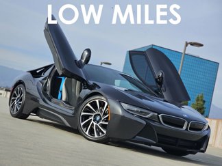 Used 2015 BMW i8 image 1