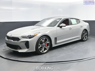 Used 2018 Kia Stinger GT2 image 1