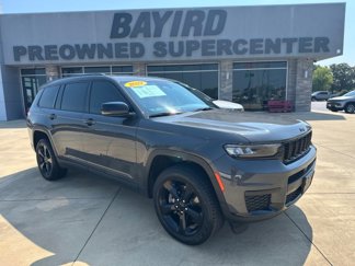 Used 2022 Jeep Grand Cherokee L Laredo image 1