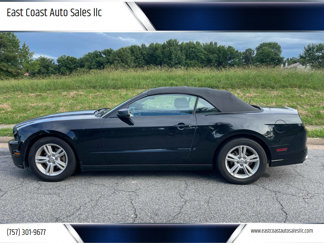 Used 2014 Ford Mustang Convertible image 1