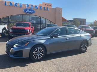 Used 2023 Nissan Altima 2.5 SV image 1