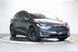 Used 2018 Tesla Model X image 1