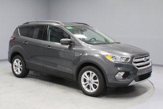 Used 2018 Ford Escape SE w/ SE Sync 3 Package image 1