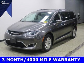 Used 2019 Chrysler Pacifica Touring-L image 1