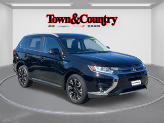 Used 2018 Mitsubishi Outlander SEL image 1