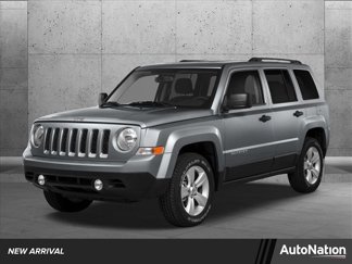 Used 2016 Jeep Patriot Latitude image 1