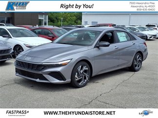 New 2025 Hyundai Elantra Sport image 1