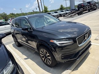 Used 2022 Volvo XC90 T5 Momentum w/ Climate Package image 1