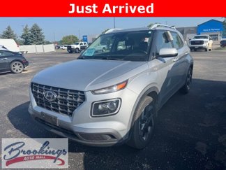 Used 2021 Hyundai Venue SEL w/ Premium Package image 1