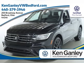 Certified 2022 Volkswagen Tiguan SE image 1