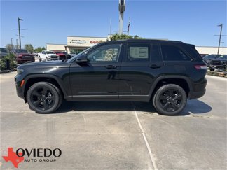 New 2025 Jeep Grand Cherokee Altitude image 1
