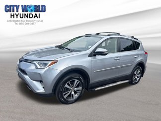 Used 2018 Toyota RAV4 XLE image 1