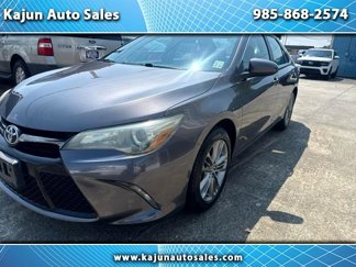 Used 2016 Toyota Camry SE image 1