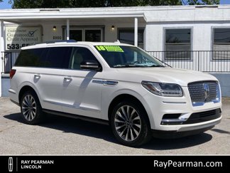 Used 2018 Lincoln Navigator Select image 1