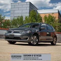 Used 2019 Volkswagen e-Golf SE w/ Driver Assistance Package image 1