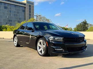 Used 2018 Dodge Charger R/T image 1