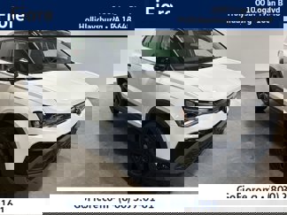 New 2025 Volkswagen Taos SE image 1